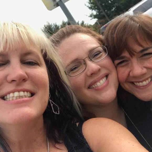 Meet your Posher, Stephenie - Picture 1 of 1